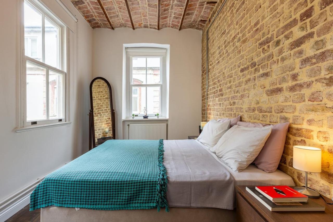 Renovated Apartment At The Heart Of Istanbul With Huge Terrace Luaran gambar