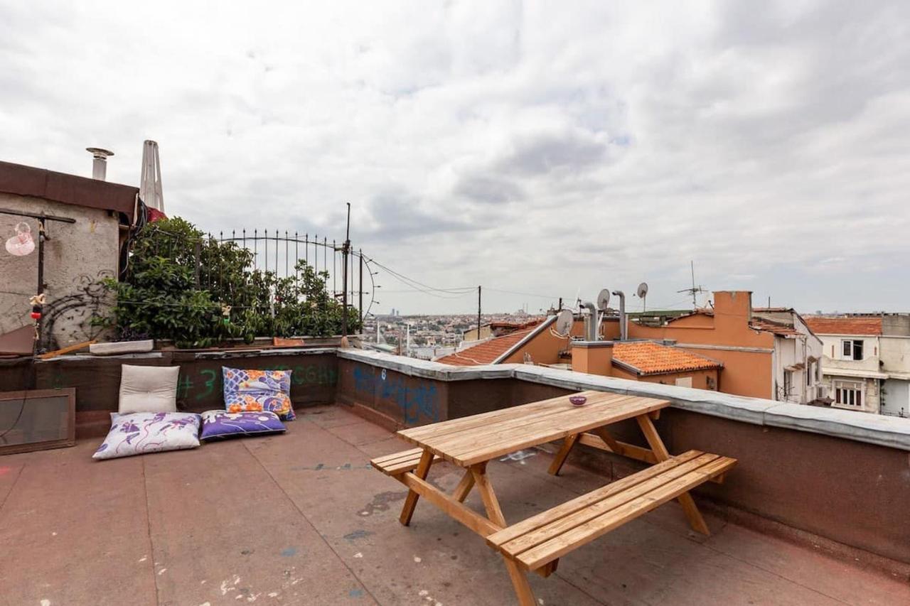 Renovated Apartment At The Heart Of Istanbul With Huge Terrace Luaran gambar